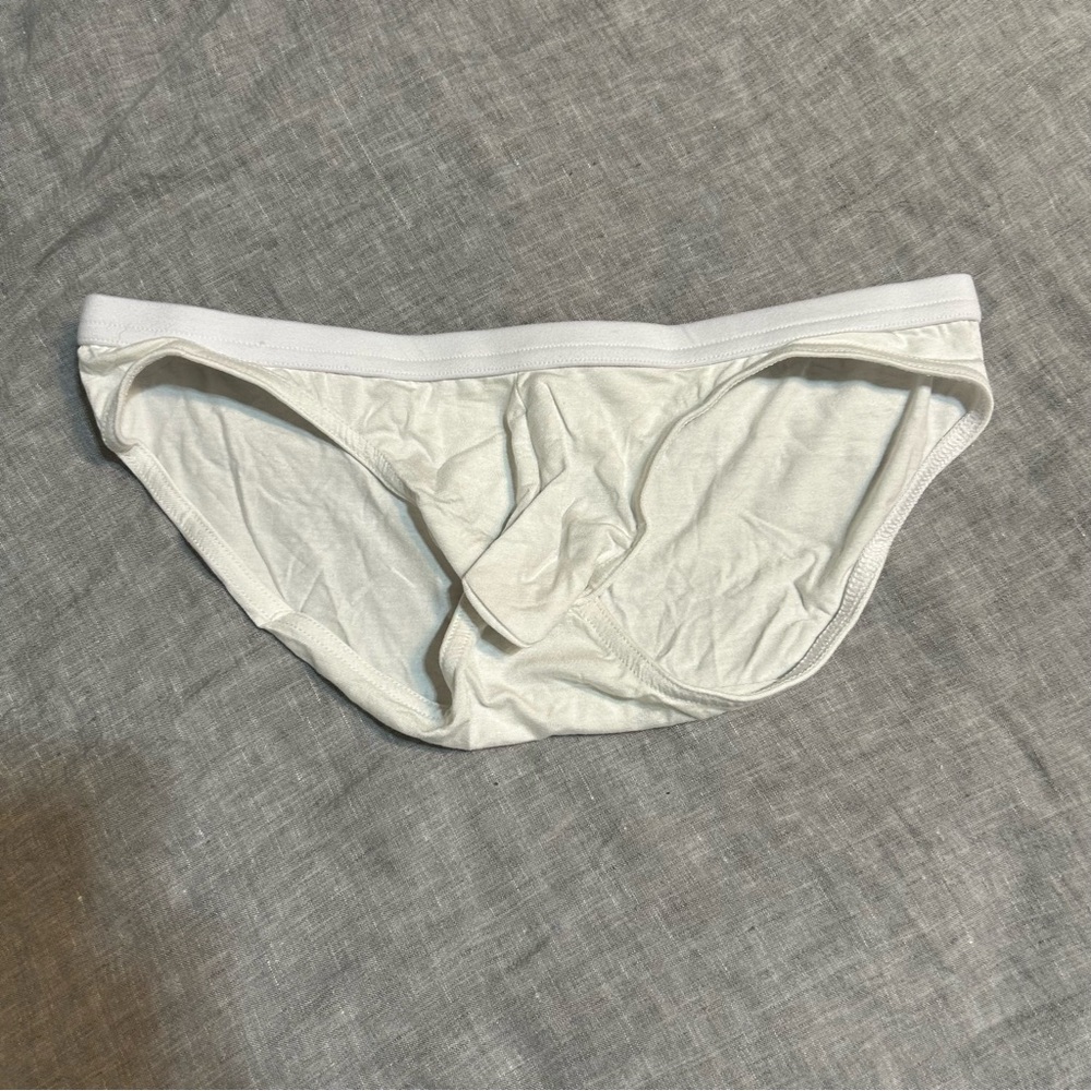 N2N Bodywear White Pouch Briefs Size Large NWT